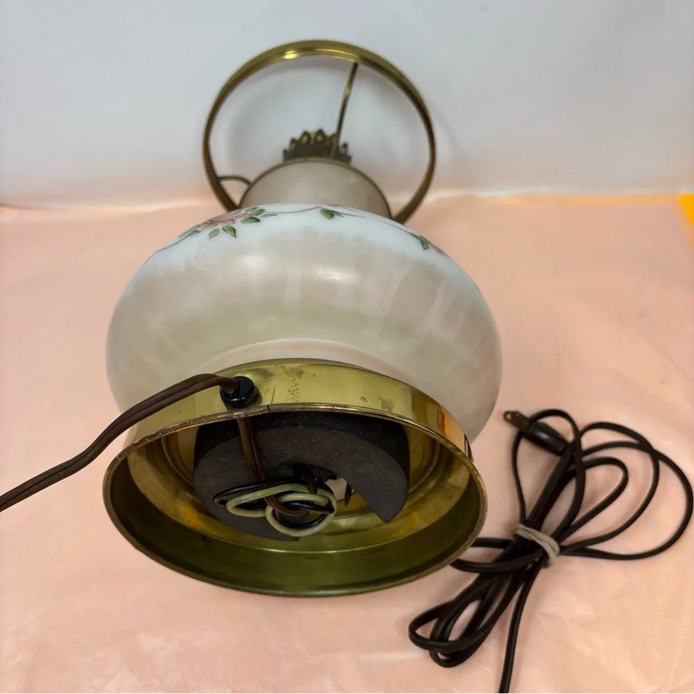 Vintage Floral White Glass Table Lamp with Pink Rose Detail • no top • works - Picture 13 of 16